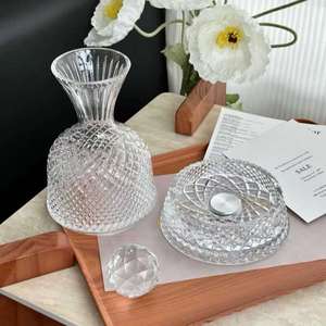 Juego de Decantador de Cristal con Patrón de Diamantes y Tapón de Vidrio, Decantador de Whisky de Lujo en Caja de Regalo para Bar y Hogar, Ideal para Regalos Navideños - Product Image 1