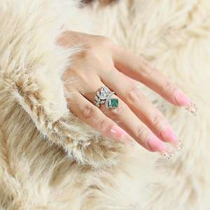 Кольцо из серебра 925 пробы с зеленым муассанитом, 2 карата, 7 мм - Product Image 4