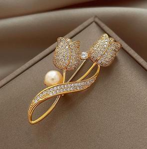 Low Price Gold Brooches for Dresses Cute Animal Bird Design | Alibaba.com