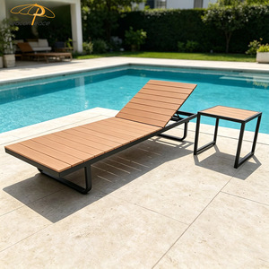 เก้าอี้อาบแดดกลางแจ้งแบบมินิมอล โครงพลาสติกไม้ผสมอะลูมิเนียม พับได้ พร้อมโต๊ะ - Product Image 5