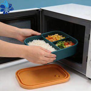 กล่องอาหารกลางวันซิลิโคนสไตล์ญี่ปุ่นทรงสี่เหลี่ยมผืนผ้าพร้อมฝาปิดสำหรับนักเรียนสำนักงานภาชนะเก็บอาหารสามช่อง - Product Image 4