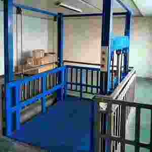 Stationary Hydraulic Steel Freight <strong>Elevator</strong> Vertical Cargo Lift Wireless Control 3m Lifting Height for <strong>Industrial</strong> Warehouse - Product Image 5