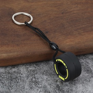 Mini lốp <span class=keywords><strong>Keychain</strong></span> <span class=keywords><strong>PVC</strong></span> mềm cao su sáng tạo Móc chìa khóa xe nội thất lốp Mặt dây chuyền Túi xe trang trí - Product Image 4