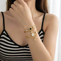 Bracelet en acier inoxydable Roman Disc pour femme, nouveau style 2026, design de niche inspiré d'Instagram, sensation premium, tendance et élégant pour l'été
