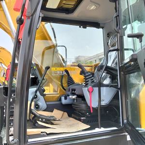 Excavadora hidráulica de cadenas usada SANY SY135C de 13 toneladas con alta adaptabilidad y líneas hidráulicas auxiliares para demolición en interiores - Product Image 6