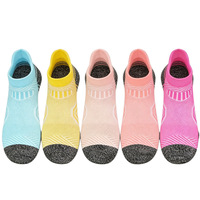 Chaussettes bateau en coton, coupe basse, respirantes, anti-humidité, chaussettes de sport pour hommes et femmes, logo personnalisé