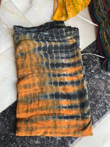 Saree vintage utilisé matière première pour la décoration de la maison fête Vintage moderne crêpe pure soie Art artisanat tissu recycler Upcycle utilisé tissu - Product Image 5