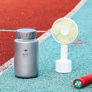 Bouteille d'eau légère et portable en titane à paroi simple, écologique, 900 ml, anti-fuite, pour le camping en plein air, la salle de sport et les sports - Product Image 4