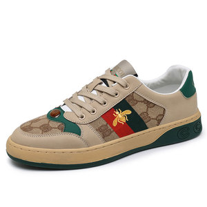 Nuove scarpe da uomo di primavera <span class=keywords><strong>2025</strong></span> scarpe di tela di tendenza originali di fascia alta personalizzate scarpe sporche per il tempo libero Joker di moda retrò.