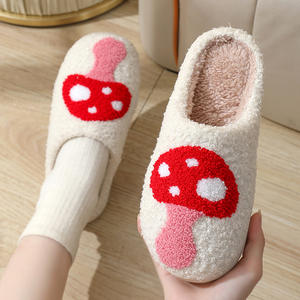 Pantuflas de Invierno para Mujer, Diseño de Arcoíris, Forro de Peluche Suave y Cálido, Bordadas, para Interiores, Estilo Halloween - Product Image 2