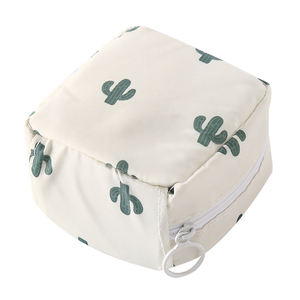 Canvas Waterproof Custom Little Pocket Cotton Promotion Zipper Cosmetic <b>Bag</b> <b>Sanitary</b> <b>Bag</b> - Product Image 5