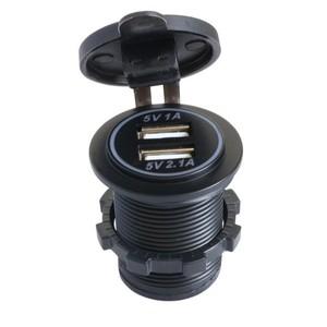 Chargeur de voiture double USB Weichuang 5V 1A 2.1A avec lumière LED et cache anti-poussière pour utilisation en véhicule - Product Image 3