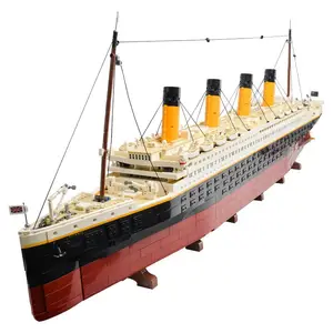 9090 adet film Titanic büyük Cruise tekne gemi vapur modeli Jumbo DIY montaj tuğla inşaat oyuncaklar yapı taşları setleri