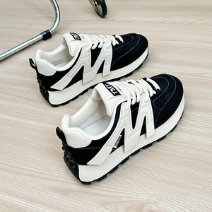 Zapatillas de deporte informales de suela gruesa de alta calidad, zapatos escolares, zapatos gruesos ligeros informales con aumento de altura, ZAPATOS DE <span class=keywords><strong>MUJER</strong></span> - Product Image 1