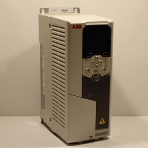 Variador de Frecuencia ACS580-01-02A6-4 ACS5800102A64 para PLC - Product Image 1
