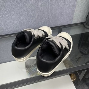 Zapatillas de Lujo de Diseñador Owens con Cordones, Suela Gruesa, Estilo Court, Unisex, Planas, de Cuero Genuino, con Entresuela de Piel de Oveja y Rayas - Product Image 4