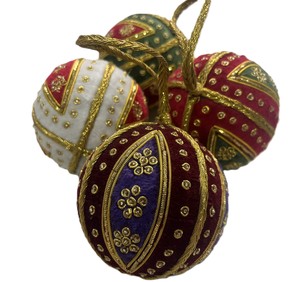Adornos de terciopelo Zardozi de diseño indio hechos a mano de primera calidad – Adornos decorativos festivos para el hogar - Product Image 6