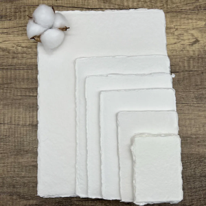 Papel Hecho a Mano de Algodón Blanco 5x7 con Borde Irregular, Hojas Sueltas de 300 GSM con Diseño de Hadas, Animales y Ángeles para Invitaciones y Menús - Product Image 1