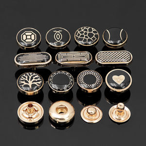 Camisa de Manga Larga con Cierre de Cuatro Botones a Presión, Logotipo Personalizado, Thobe Abaya con Botones a Presión, Nuevos Diseños - Product Image 2