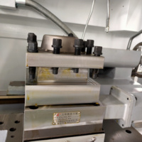 Torno CNC Horizontal de Bancada Plana CK6150*1000 de Servicio Ligero, 2 Ejes, Portaherramientas de 4 Estaciones, Pieza de Trabajo de 1000 mm, Sistema de Control FANUC