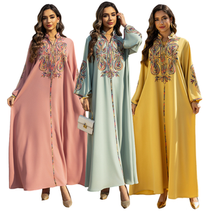 Abito Musulmano da Donna 458, Veste a Maniche Lunghe con Ricami, Stile Medio Orientale Dubai <span class=keywords><strong>Aya</strong></span>, Vestito Islamico Jal Iya per Donne - Product Image 1