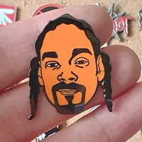 Broche en émail de groupe de rock artisanal personnalisé série de musique personnalisée broche de dessin animé insigne de revers pour sacs à dos cadeaux