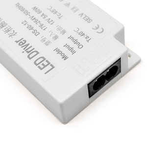 LEDドライバー電源100W 12V/<span class=keywords><strong>24V</strong></span>一定電圧スイッチングキャビネットライトワードローブ用マルチポートパワートランス - Product Image 5