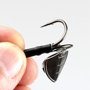 Señuelo de Silicona ALPHA con Doble Aspa - Cebo de Superficie Realista para Pesca de Largo Alcance de Cabeza de Serpiente y Lubina en Lagos, Arroyos y Ríos - Product Image 5