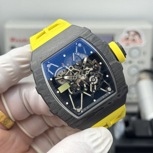 Montre squelette à remontage manuel en fibre de carbone NTPT 35-01, forme tonneau, Black Warrior, montre mécanique de luxe avec tourbillon - Product Image 3