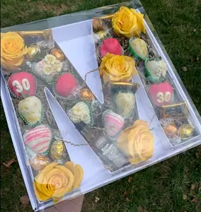 אמא פינוק מתוק סוכריות פרח תות ברור מכסה כיסוי Filable קרטון מכתב בצורת אריזת מתנה