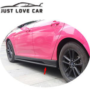 Kit carrosserie pour FORD <span class=keywords><strong>FOCUS</strong></span> <span class=keywords><strong>HB</strong></span> <span class=keywords><strong>2015</strong></span> 2016 2017 : Lame de pare-chocs avant, Lame de pare-chocs arrière, Diffuseur, Jupes latérales - Product Image 4