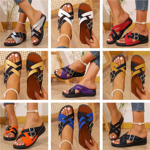 Sandalias de boca de pez con punta abierta a la moda para mujer, nuevas cuñas con diseño de hebilla de cinturón versátil, plantilla de PU suave, transpirable y elegante - Product Image 6