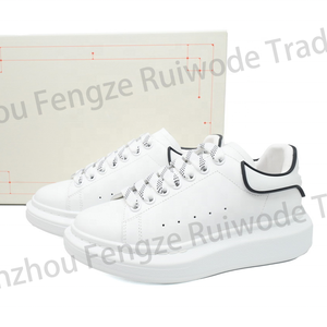 Hete Verkoop Designer Alexandery Schoenen Beroemde China Fabriek Mc <span class=keywords><strong>Air</strong></span> Queen Heren En Vrouwen Sport Sneakers Skateboard Schoenen - Product Image 5