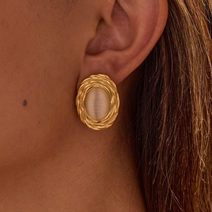 Ensemble minimaliste européen et américain de boucles d'oreilles et de bagues en titane avec pierres œil-de-chat, au design tendance et original. - Product Image 2