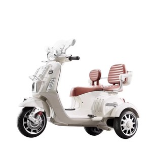 มอเตอร์ไซค์ไฟฟ้าสำหรับเด็กแบบสามล้อ ชาร์จไฟได้ มีที่นั่งคู่ พร้อมไฟและเสียงเพลง สำหรับเด็กเล่นกลางแจ้ง - Product Image 5