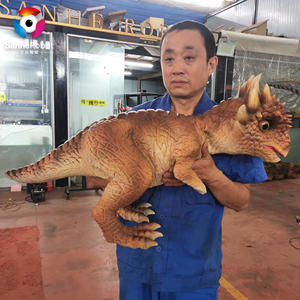 Modèles personnalisés de dinosaures <span class=keywords><strong>pour</strong></span> bébés marionnettes de dinosaures mignonnes en résine réaliste <span class=keywords><strong>pour</strong></span> parc à thème de dinosaures ou centre commercial - Product Image 4