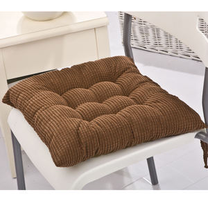 وسادة مقعد واحدة مقاس 40*40 سم (16*16 بوصة) بتصميم شريط خلفي قابل للغسل، مملوءة برغوة اللؤلؤ، متوفرة باللون الأصفر/الأحمر/البرتقالي - Product Image 1