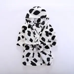China Fabrikant Luxe Super Zacht Koraal Flanel Fleece Handdoek Kids Baby Badjas