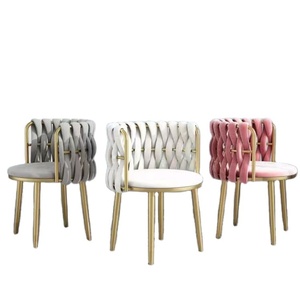 Chaise de salle à manger nordique en vente chaude, dossier en tissu doux personnalisé, détente, cuisine, luxe léger, salon, chambre à coucher, bureau, restaurant - Product Image 1
