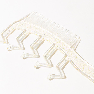 Portable Z Shape Hair <b>Parting</b> <b>Comb</b> Large Size For Styling Bangs Roots And Crown Volumizing Travel Use Plastic Material - Product Image 3