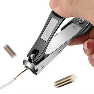 Coupe-ongles en acier inoxydable résistant aux éclaboussures, outil ergonomique de coupe des ongles pour les doigts et les orteils, manucure et pédicure - Product Image 4