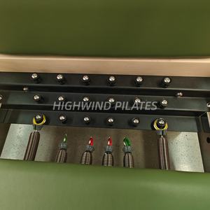 อุปกรณ์พิลาทิสคุณภาพสูงนำเข้าใหม่ ทำจากไม้เมเปิลพรีเมียม หุ้มด้วยหนัง PU สีเขียว พร้อมสปริงเยอรมันนำเข้า 6 ตัว - Product Image 3