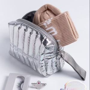 PU métallisé argent broderie sacs à cosmétiques en gros rose argent diamant imprimé fermeture éclair doux matelassé pochette de maquillage pour les femmes - Product Image 1