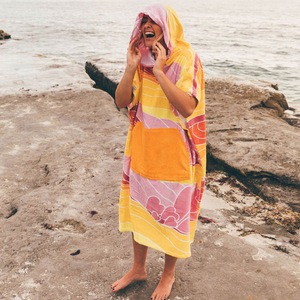 Poncho de playa con logotipo personalizado, toalla con estampado a cuadros, Poncho de Surf de verano para playa y piscina, accesorio de traje de baño de calidad - Product Image 4