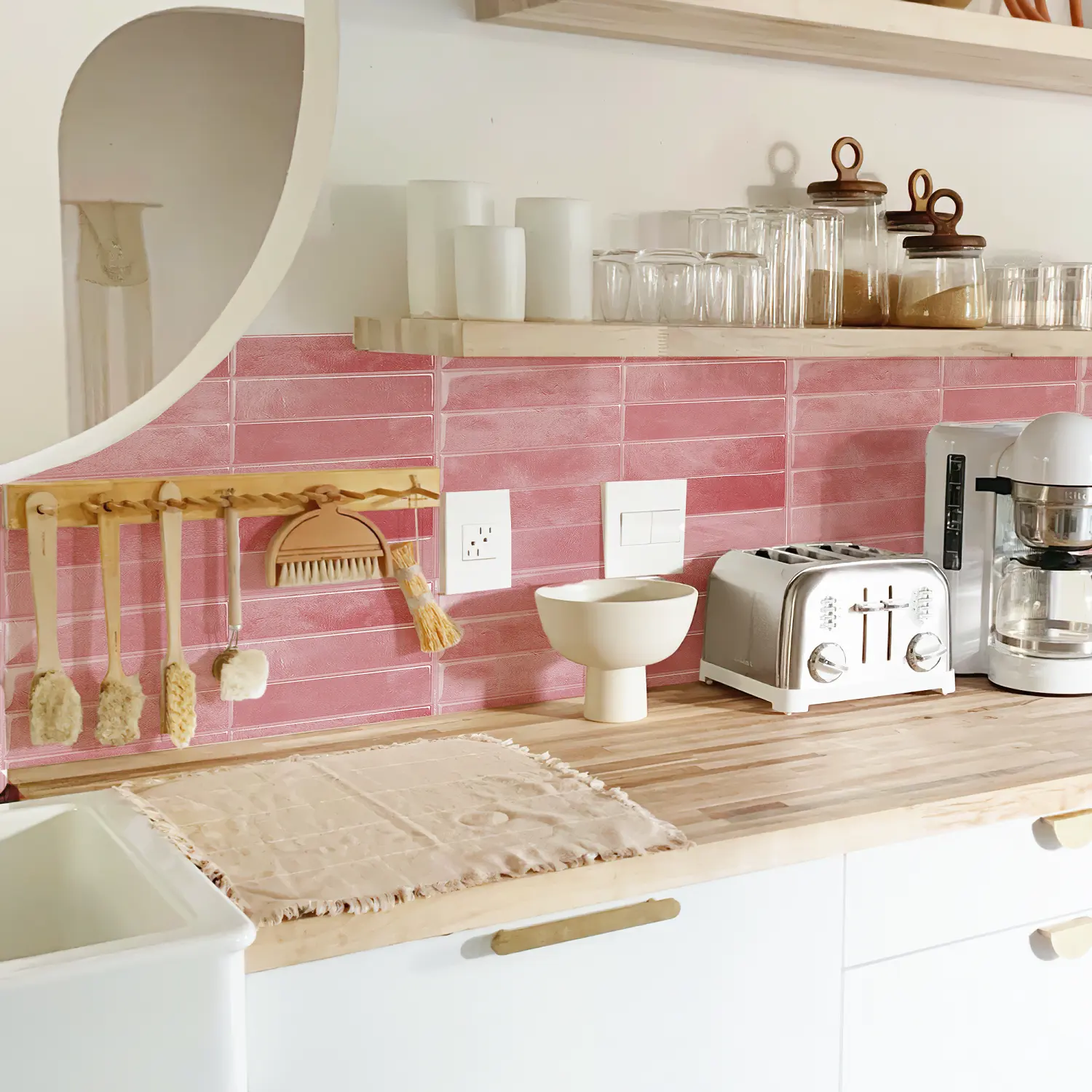 2023新しいピンクのデザインのピールアンドスティックキッチンタイル3Dウォールアート装飾ウォールステッカー
