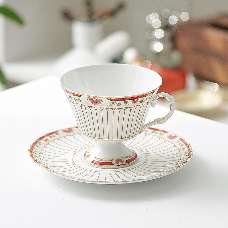 D cup saucer red stripe