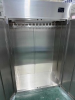 Système de stérilisation automatique à l'ozone pour usine de transformation alimentaire, contrôleur numérique en acier inoxydable pour vestiaire, puissance 2200W