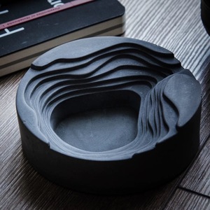 Cenicero moderno de cemento de alta gama con diseño de terrazas simples, hormigón creativo de cara justa para la decoración de la sala de estar del hogar - Product Image 3