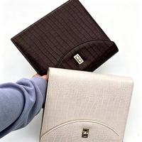 Maßgefertigter Luxus A5 PU-Leder Goldener Ring Loseblatt-Tagebuchbinder Jahresplaner Mit Druckknopf Stifthalter