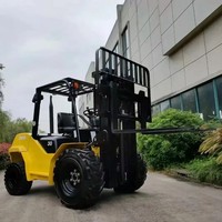 Miglior prezzo 4x4 carrello elevatore fuoristrada 3 Ton 4 Ton 5 Ton di buona qualità Diesel fuoristrada